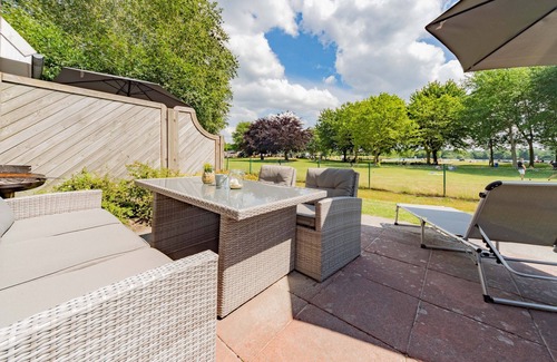 Tannenhausen Casa | Lüttje Huck - Ferienwohnung 3 mit Seeblick & Sauna