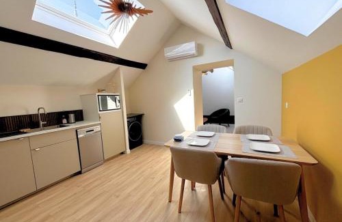 Lons-le-Saunier Apartamento | L'échapée verte Grand T3 avec climatisation