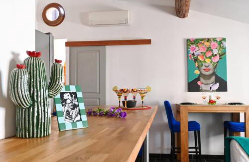 Nimes City Centre Apartamento | L'écrin de Frida - Duplex au cœur de la ville