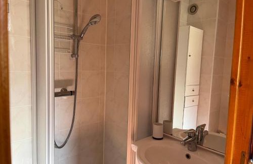 Saint-Leger-les-Melezes Apartamento | L’écureuil St Léger Les Mélèzes