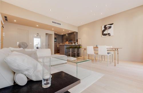 Antibes City Centre Apartamento | L'élégance à Antibes , central, 1 min de la plage