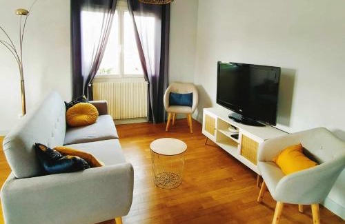 Nuits-Saint-Georges Casa | L'étape Nuitonne - Gîte avec jardin pour 6 personnes