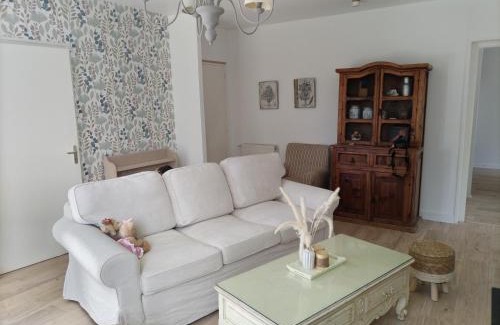 La Coquille Casa | L'étude, gîte à la Coquille (Dordogne) pour 6 personnes