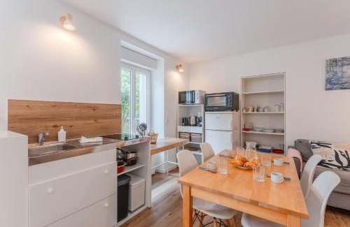 Tortiere Casa | L'Acacia - Maison pour un séjour serein à Nantes