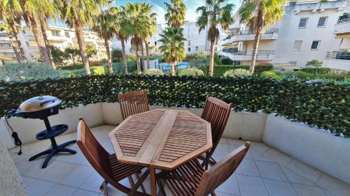 Villeneuve-Loubet Apartamento | L'Atalante, 2 pièces 47m2 rénové résidence piscine