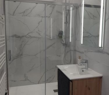 Sassenay Apartamento | L'Ecrin Dakoté