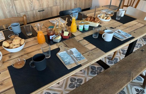 Ury Casa | L'Escale Bellifontaine