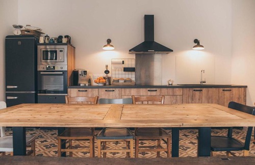 Ury Casa | L'Escale Bellifontaine