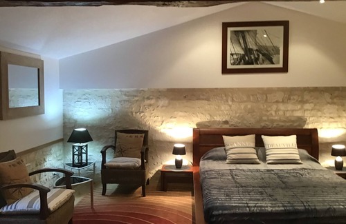 Thaire Cama Y Desayuno | L'Escale de Mortagne