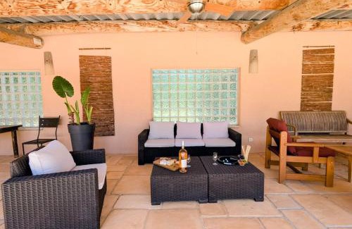 Carpentras Villa | L'Escargolette - Incroyable maison de vacances 4 étoiles