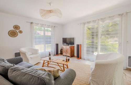 Luglon Casa | L'Eyre de vacances -Proche Lac Arjuzanx - jeux - terrasse - plancha -