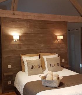 Epoye Casa | L'Hébergerie