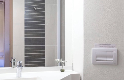 Claix Hotel | L'Hôtel des Trois Massifs