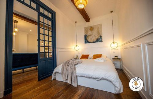Centre Ville Apartamento | L'Haussmann, Rare, Appartement Vue Château et Palmiers