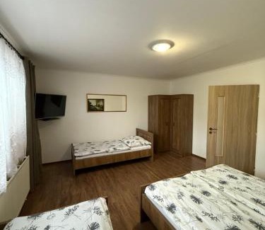 Sturovo Apartamento | L-House 2
