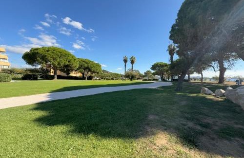 Miramar Apartamento | L'ivoire classed 2étoiles pied dans l'eau