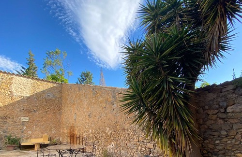 Ferrals-les-Corbieres Casa | L'attribution, Casa de pueblo con patio