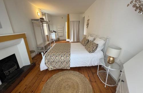 Jullie Casa | L'Odyssée de Mélyna entre Beaujolais & Bourgogne