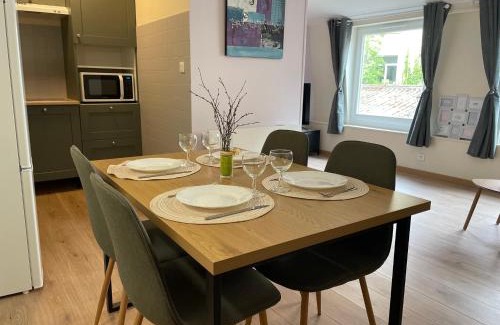 Ardres Apartamento | L'olive - cuisine équipée, centre ville, fibre