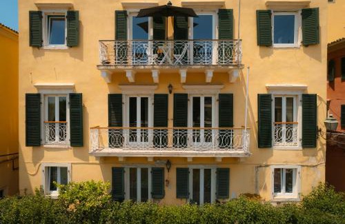 Old Town Apartamento | L Square, Luxurious Landmark apartment