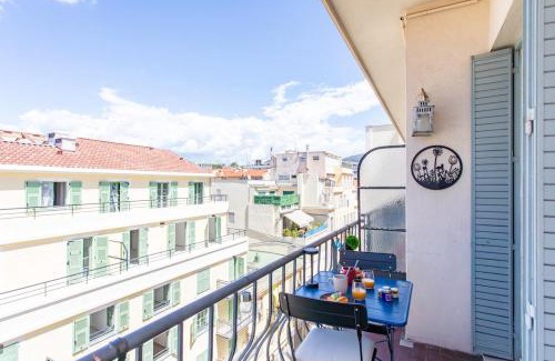 Jean-Medecin Apartamento | L4 Fayad 2BDR Hotel des Postes Central, Massena AC 2Balconies