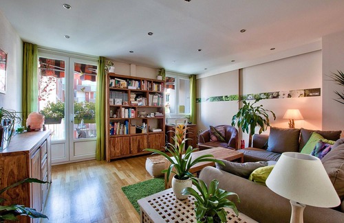 Les Poulettes Apartamento | “La Bambou”: ¡rejuvenecedora y vegetal! ¡Aire acondicionado y estacionamiento gratuito/seguro!