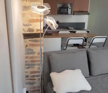 La Gacilly Apartamento | La Basque - un balcon au coeur de La Gacilly