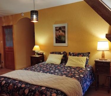 Boyer Cama Y Desayuno | La Baudinière, Chambre La Dorée