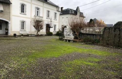 La Celle-sous-Gouzon Cama Y Desayuno | La Bernacaise