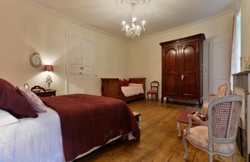 Castelnau-de-Medoc Casa | Suite-Exclusivo-Baño en la habitacion-Vista al Jardín-La Bordelaise