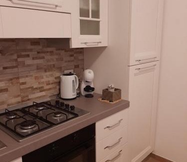 Casalotti Apartamento | La Bouganville Roma - Grazioso appartamento con giardinetto