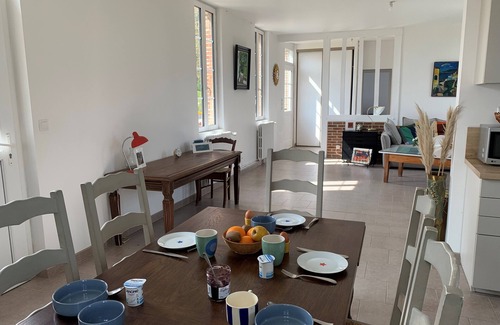 Hautot-sur-Mer Casa | La Buissonnière (sleeps 8) Bathroom, separate WC Fully-equipped kitchen, garden