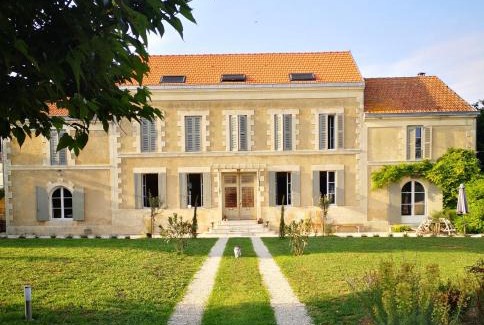 Saint-Savinien Cama Y Desayuno | La Burie