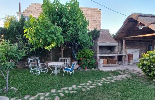 Guaymallén Casa | La cabaña de Mara y Beto