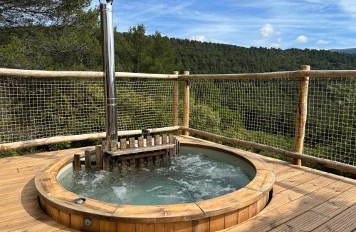 Auriol Cama Y Desayuno | La Cabane Perchée