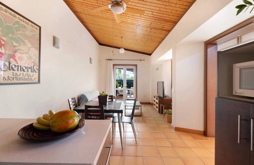 Playa San Juan Apartamento | La Calabacera Casa Amarilla n0075