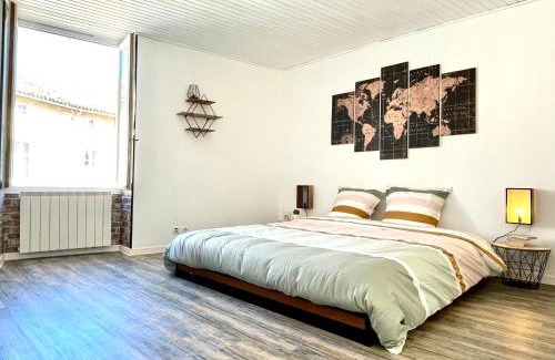 Lusignan Casa | La Carrée des Amis