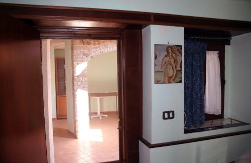 Vallo della Lucania Cama Y Desayuno | La Casa al Piccolo Borgo