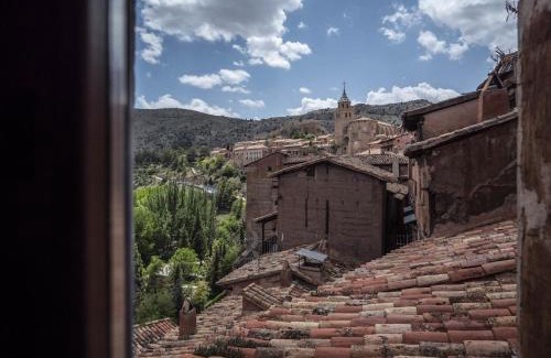 Albarracin Apartamento | La casa amarilla apartamento albarracin