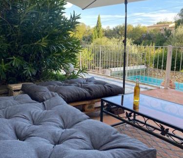 Cotignac Apartamento | La casa Bea