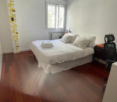 Nino Jesus Cama Y Desayuno | La casa de los buenos días