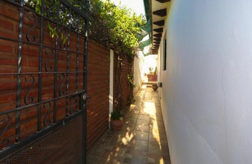 Tanti Cama Y Desayuno | La Casa de los Pájaros