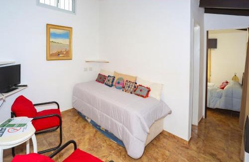 Tanti Cama Y Desayuno | La Casa de los Pájaros