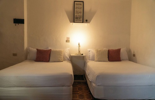 Ahuachapan Hotel | La Casa de Mamapán