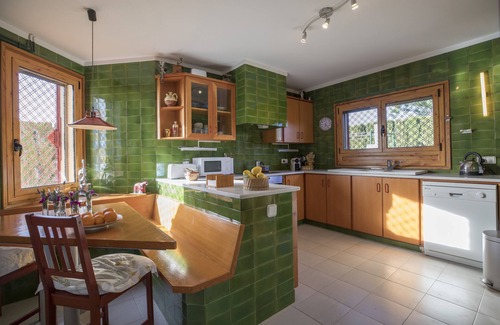 Garriguella Casa | CASA △ LA CASA DEL TRIANGLE - Villa de vacaciones de diseño con vistas panorámicas