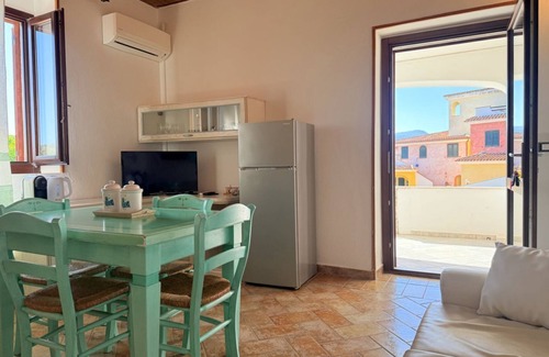 Sos Alinos Apartamento | [La Casa del Viale] Casa con amplio espacio exterior en Cala Liberotto