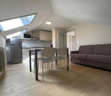Madonna dell'Olmo Apartamento | La casa i due cedri