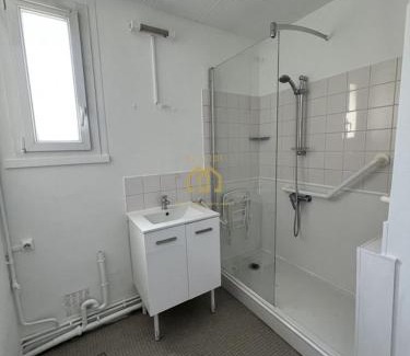 Monplaisir Apartamento | La Casa Jungle, 3 bedrooms, Angers