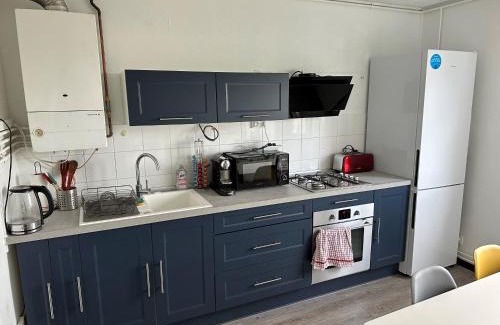 Monplaisir Apartamento | La Casa Jungle, 3 bedrooms, Angers
