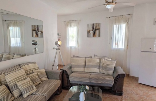 La Parata Apartamento | La Casa Redonda - ático con vistas al mar muy cerca de la playa